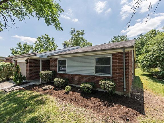 2nd image of 3357 Smoky Mountain Dr