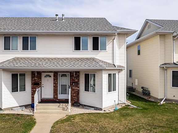 2nd image of 1033 Youville Dr W #43