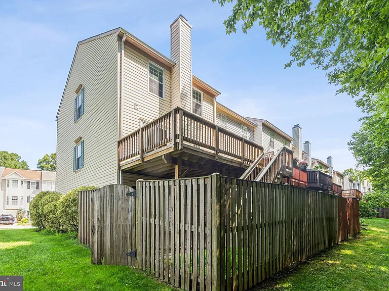 1511 Ashburnham Dr — Photo 20