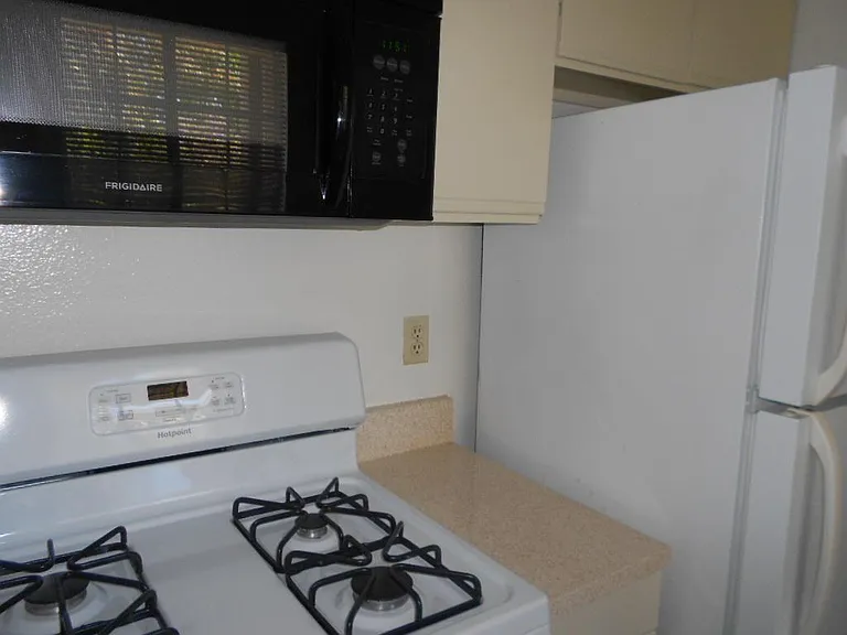 1400 Camden Ave #301 — Photo 11