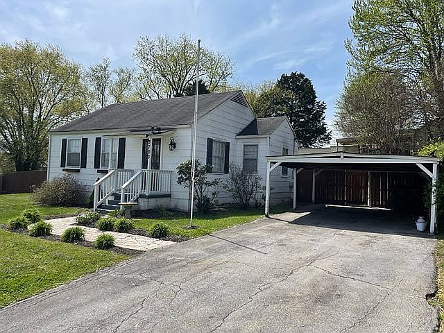 1st image of 3703 Vera Dr