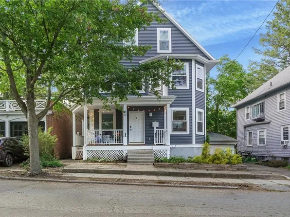 12 University Ave, Providence, RI 02906