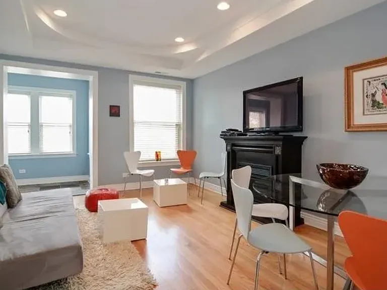 7029 N Greenview Ave #3N — Photo 4