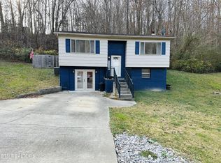 119 Happy Hollow Rd, Harriman, TN 37748