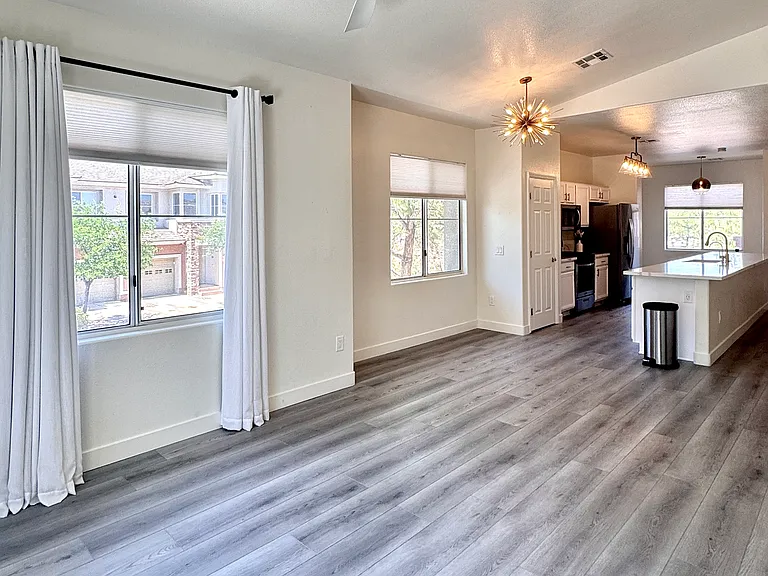 817 Peachy Canyon Cir #203 — Photo 8