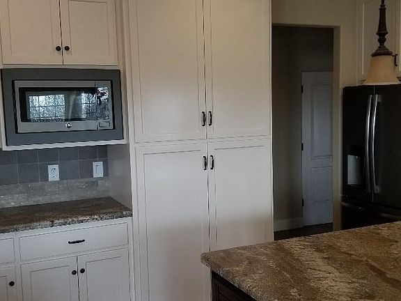 Kitchen - Cabinets /Microwave