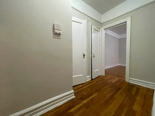 Rented by Hillel Realty Group | media 11