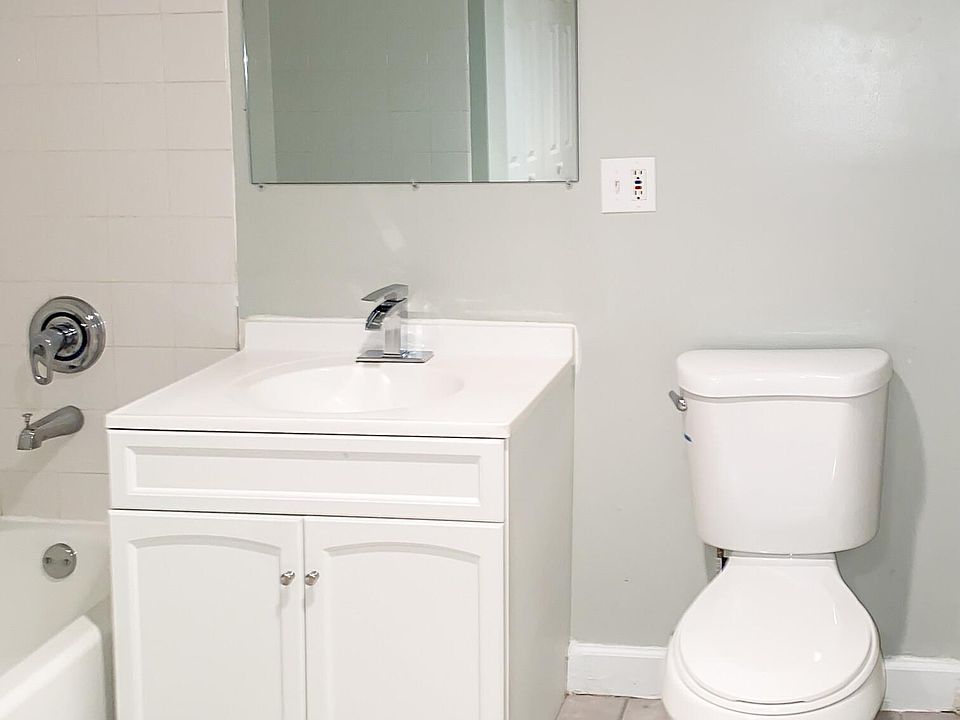 1st image of 1458 W Grace St #1B