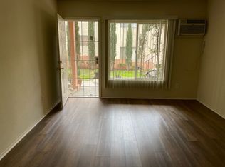 10340 Commerce Ave APT 4, Tujunga, CA 91042
