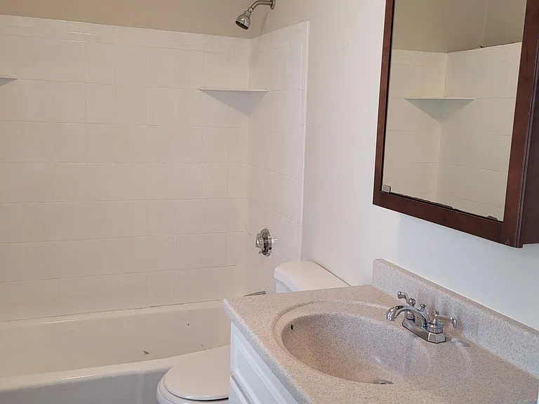 9 Shawmut Ter — Photo 27