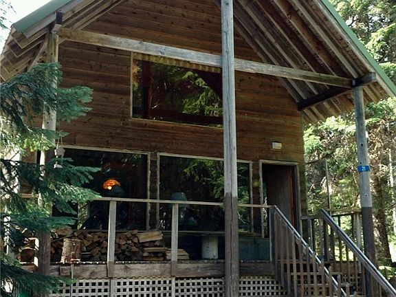 2nd image of 21 Gold Creek Ln