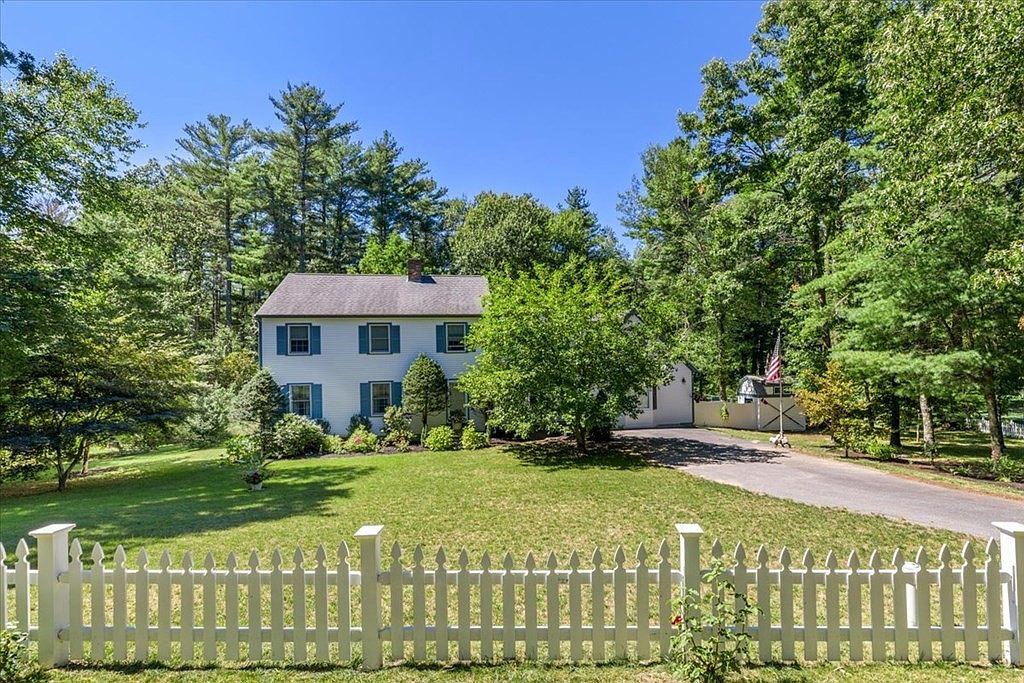 158 Elm St, Halifax, MA 02338 Zillow