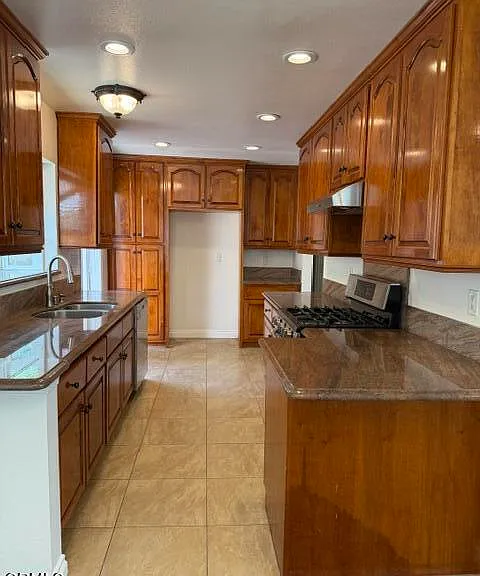 3115 Foothill Rd — Photo 4