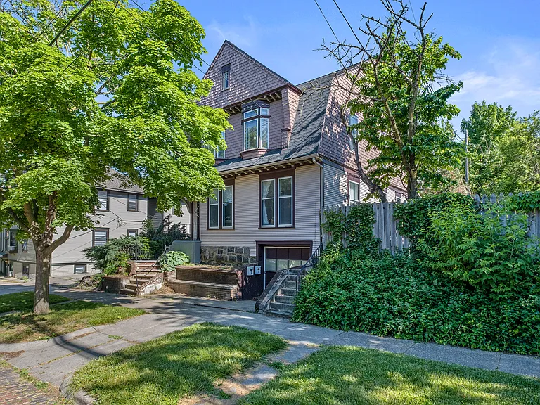 315 Logan St SE #2 — Photo 1