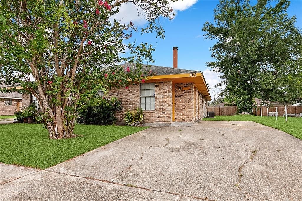 323 Meadows Dr 25, Destrehan, LA 70047 Zillow