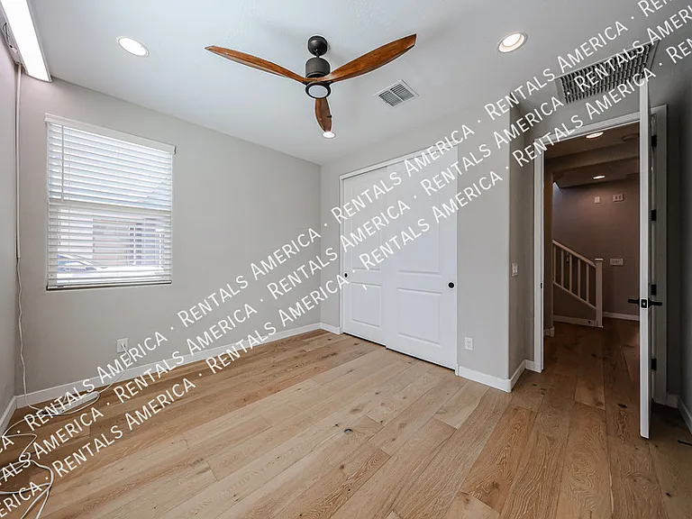 1726 W Jeanine Dr — Photo 7