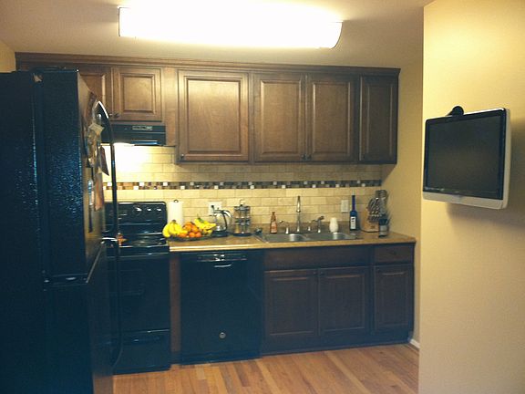 2nd image of 16 Garrison Dr