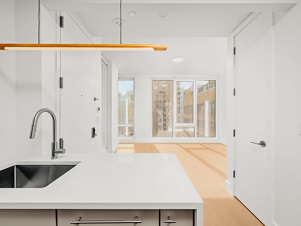 1st image of 250 W 49th St #81205