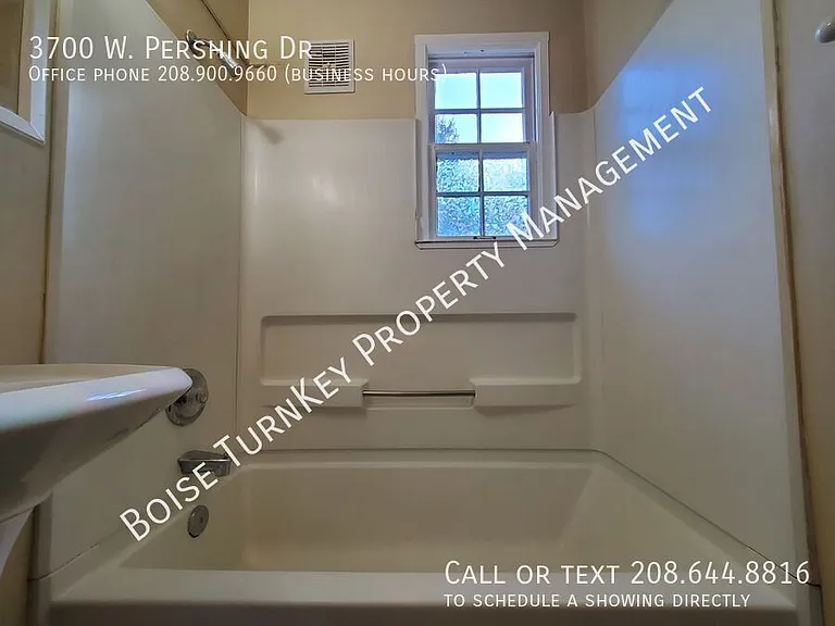 3700 W Pershing Dr — Photo 28
