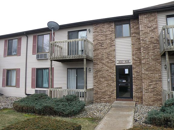 2nd image of 407 Clarinet Blvd E