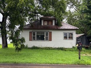207 Center St, Boscobel, WI 53805