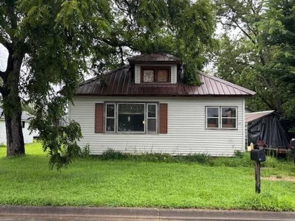 207 Center Street, Boscobel, WI 53805
