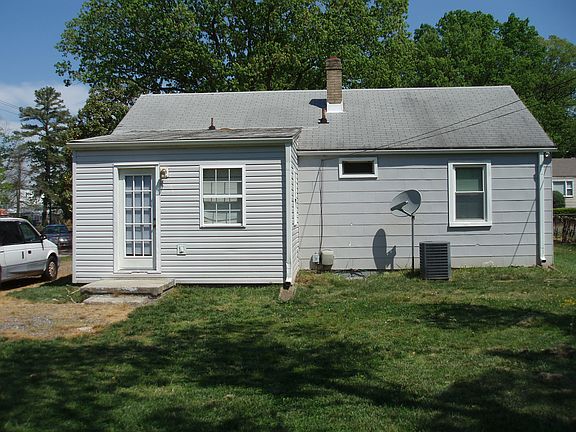 4th image of 2714 Willamar St