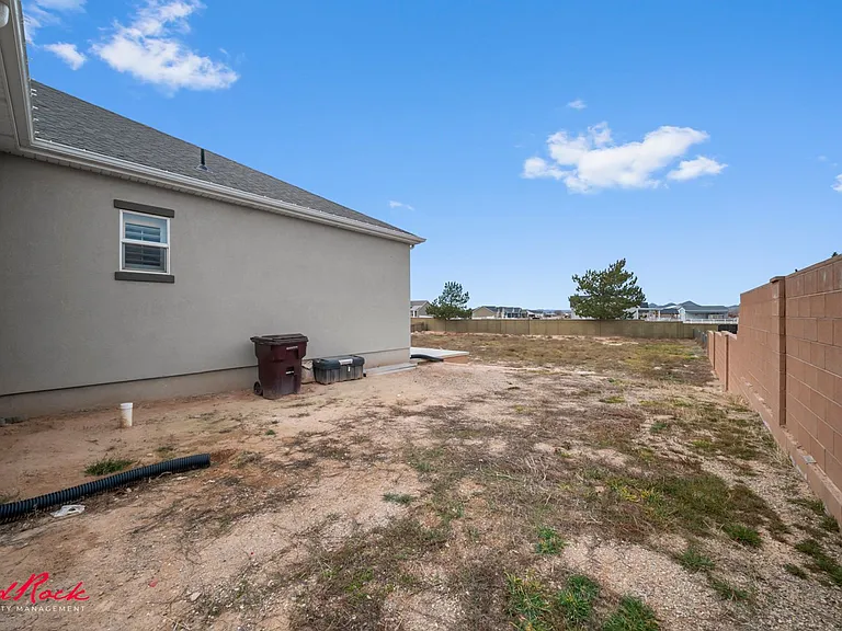 3761 N Native Dancer Dr — Photo 44