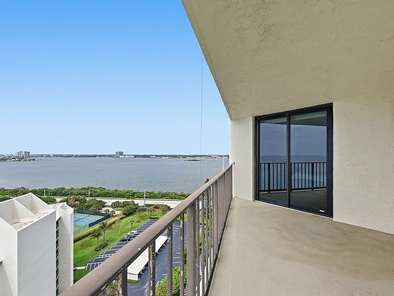5420 N Ocean Dr #1702 — Photo 5