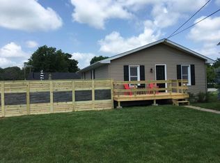 504 Fletcher Ave, Muscatine, IA 52761