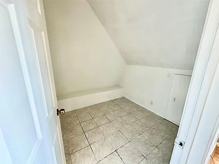 2818 Stoney Wood Dr — Photo 16