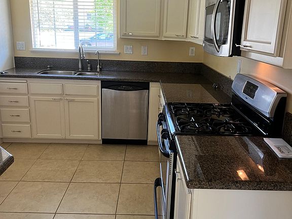 5th image of 787 Don Pablo Dr
