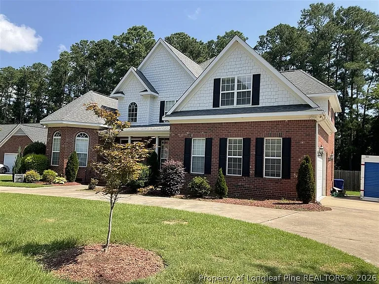 4200 Ferncreek Dr — Photo 1