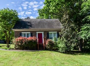 1619 Plumcrest Dr, Charlotte, NC 28216