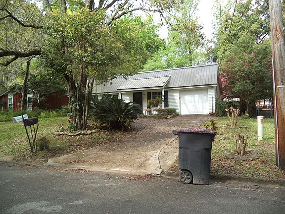 4th image of 1060 Longstreet Dr