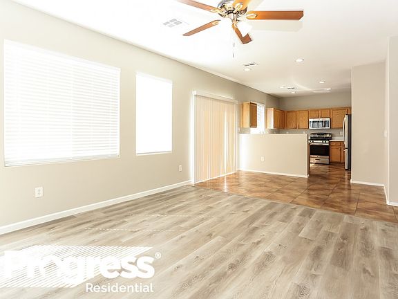 5th image of 1007 Dawn Valley Dr