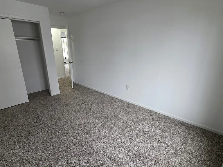 227 Madison Ave #1 — Photo 7