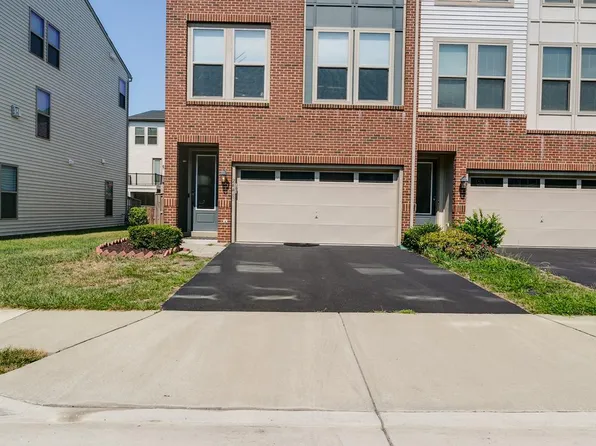 24463 Juniper Wood Ter, Sterling, VA 20166