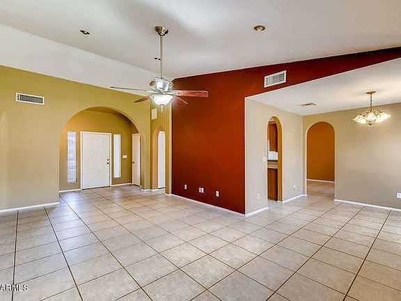 8448 W Sanna Peoria AZ 85345-small-003-6