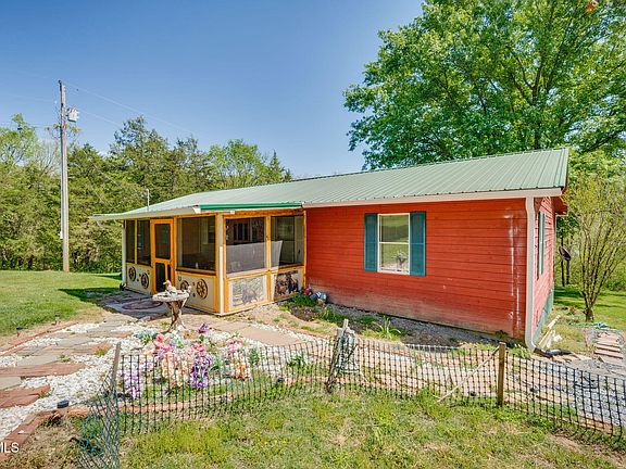 3rd image of 111 Clinch Valley Rd