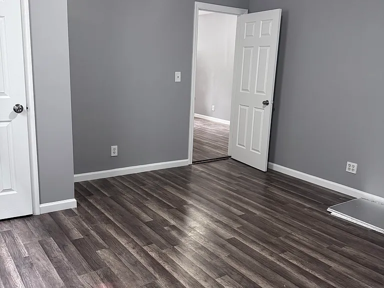 256 Charles Ave #2 — Photo 8
