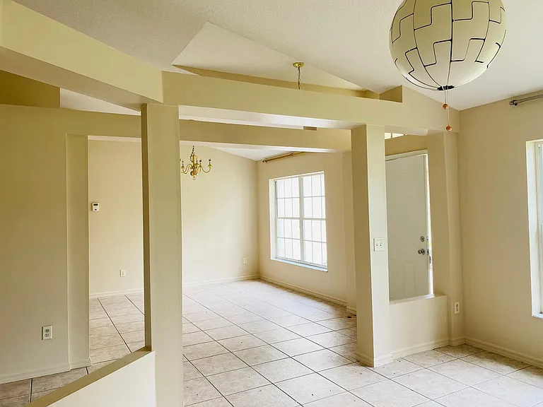 5952 NW Baynard Dr — Photo 9