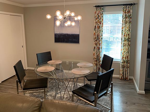 4th image of 2209 Montreat Cir APT D
