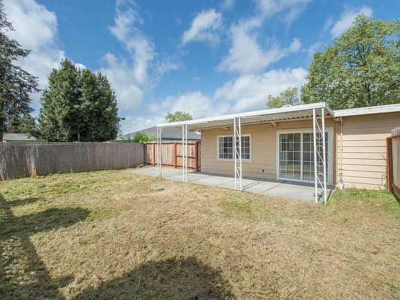 5th image of 1332 McGregor Ave