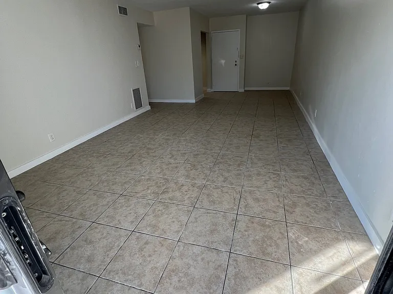 3111 Oakland Shores Dr #F109 — Photo 28
