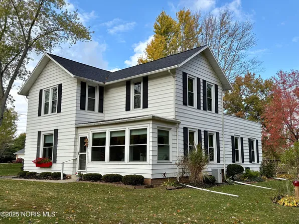5746 Weckerly Rd, Whitehouse, OH 43571
