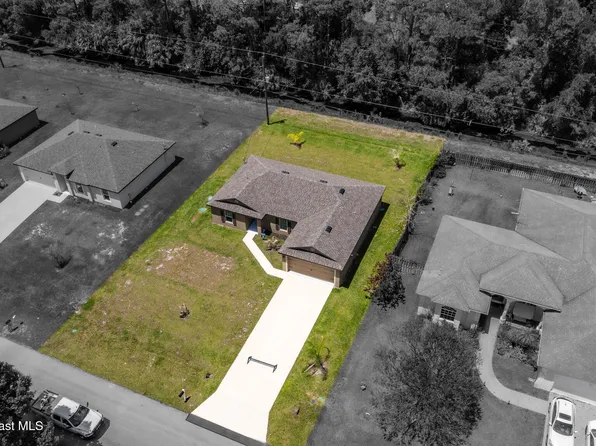 1141 Salina St SE, Palm Bay, FL 32909
