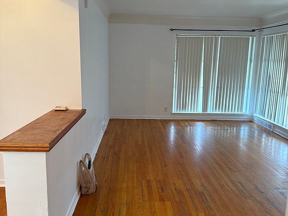 4th image of 26094 Westfield