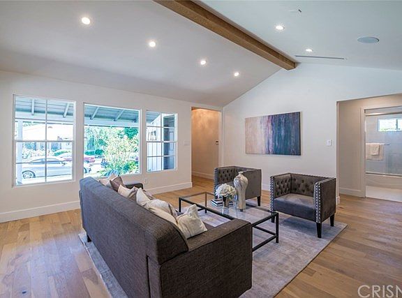 5th image of 12953 La Maida St