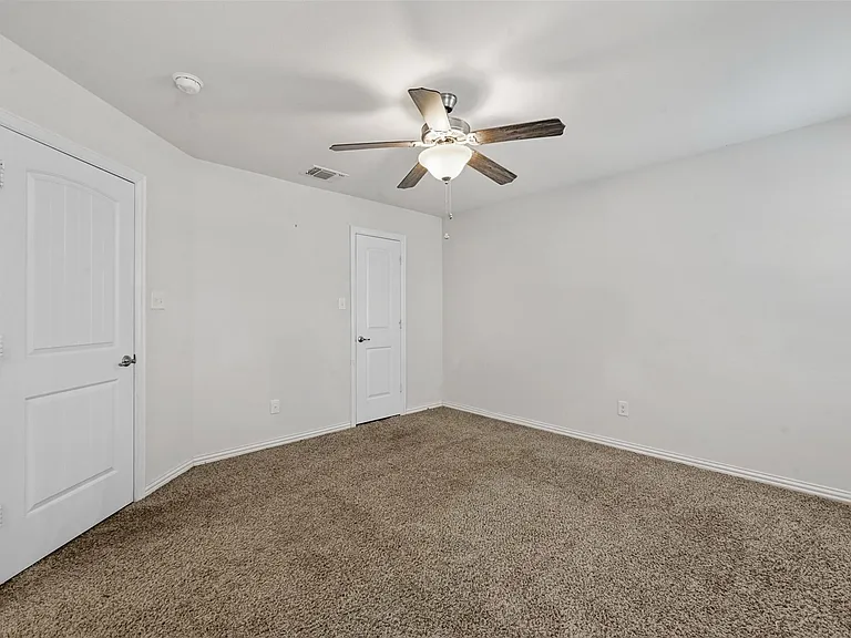 727 W Johnson St #A — Photo 20